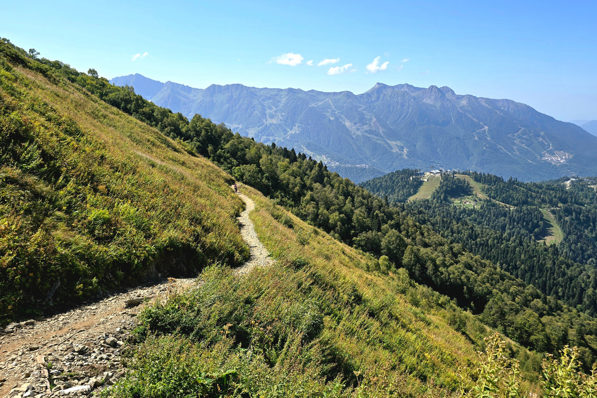 Самостоятельный трек на Бзерпинский карниз и оз. Малое (Красная Поляна)
