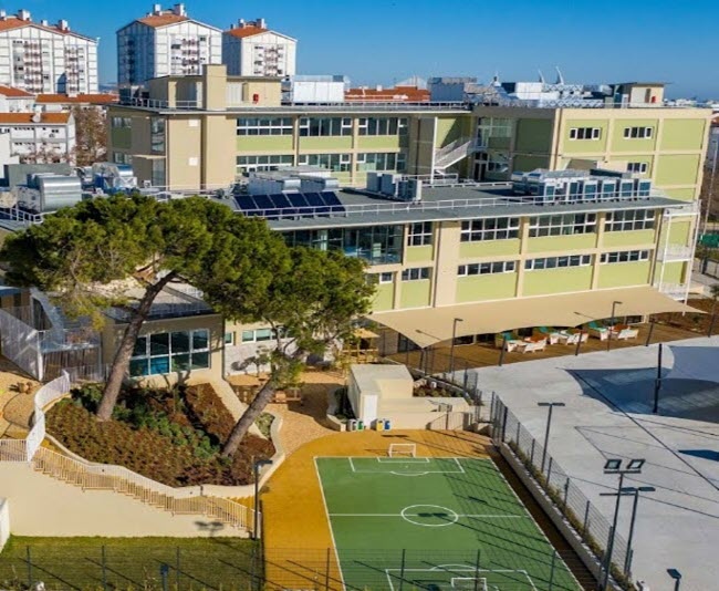 Португалия. Лиссабон. United Lisbon International School