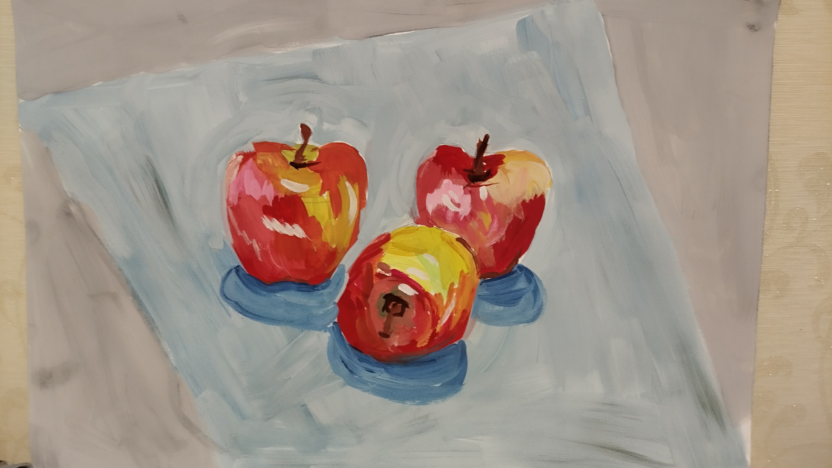 Фотография автора, рисунок сына.