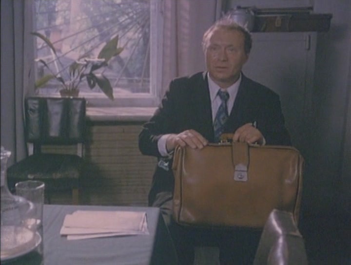 фото с сайта https://www.kino-teatr.ru/kino/movie/sov/5824/foto/187412/#foto