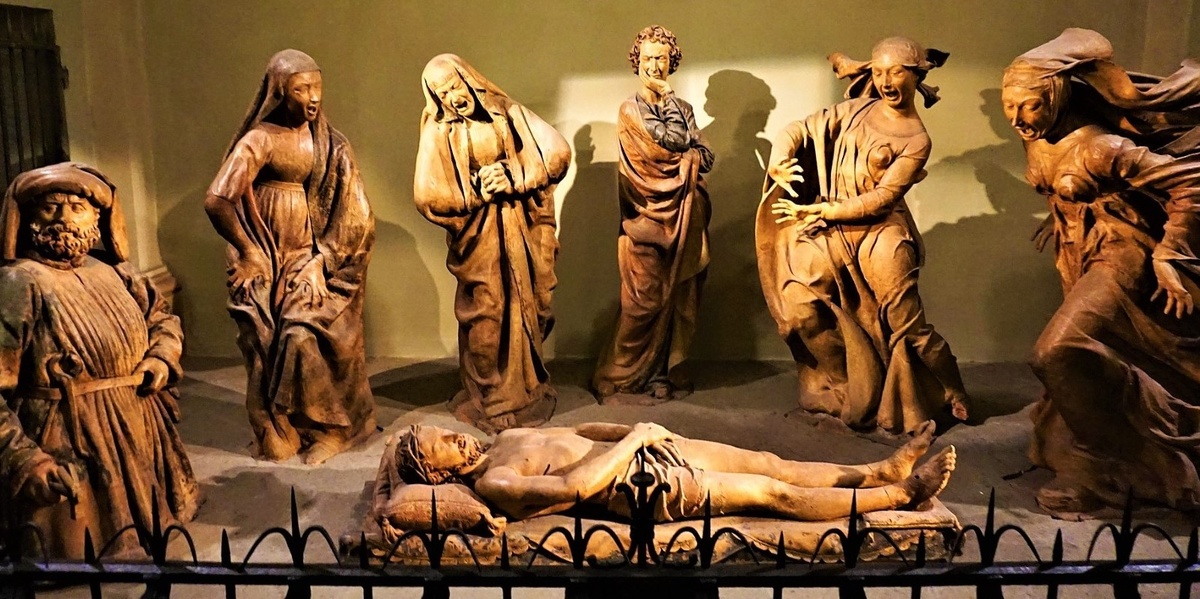 Работа скульптора и художника Никколо дель Арка.