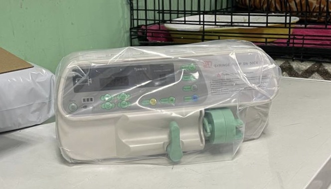 В медицинский блоке проявился очень ценный прибор. 