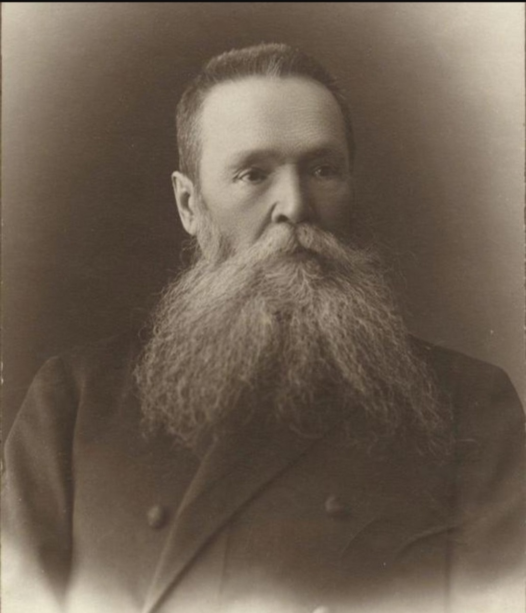 Петр Макушин