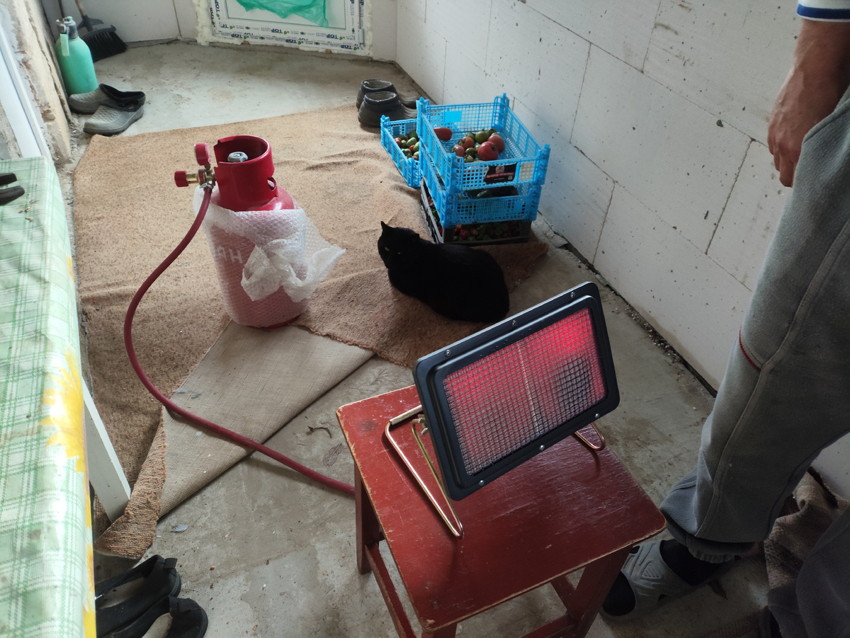 А за час веранду нагрела основательно