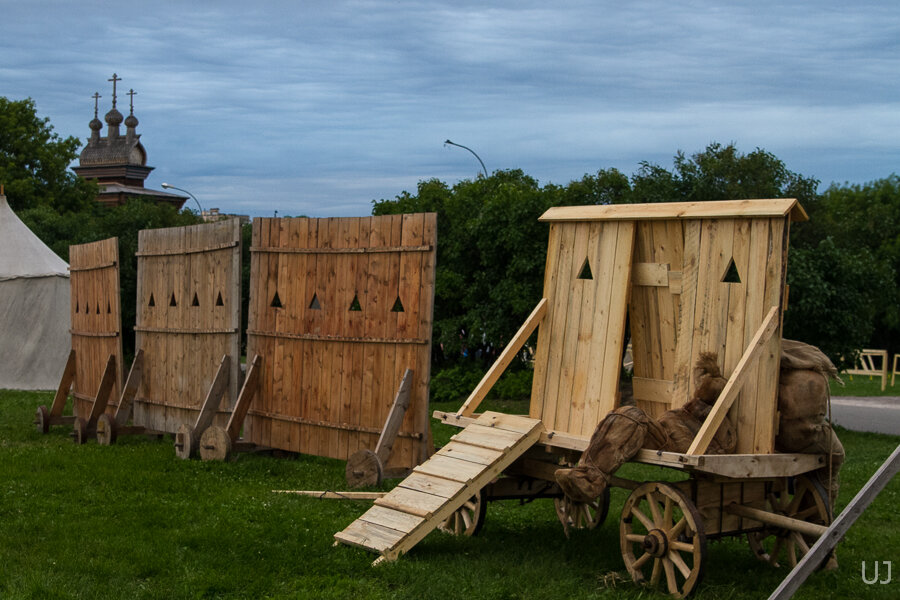 "Гуляй-город". Современная реконструкция. 