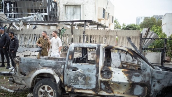    ЦАХАЛ: "Хезболла" в течение дня выпустила по Израилю 200 ракет, есть пострадавшие Андрей Бурков