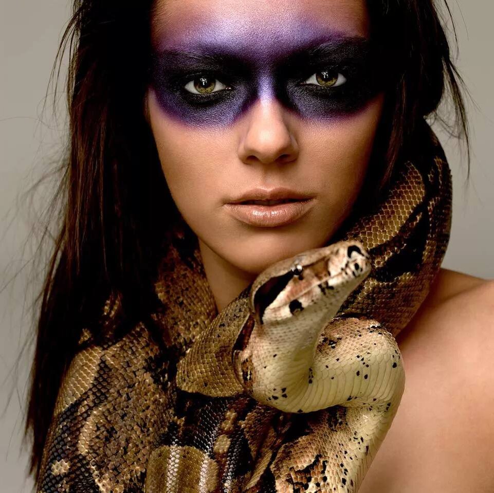 Адриана во время участия шоу "Топ-модель по-американски" 2003 год