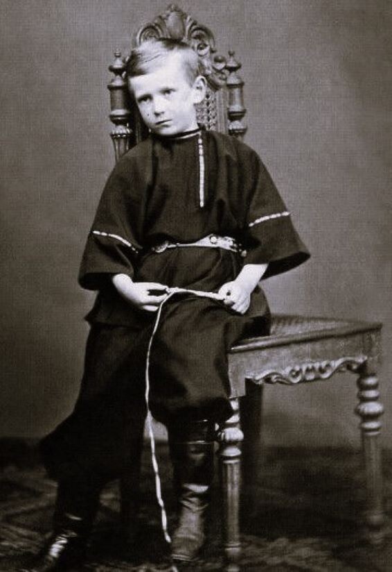 Сергей Александрович в детстве