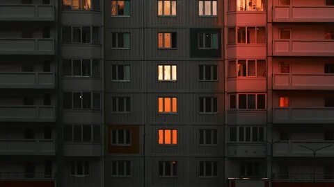 Разработано Pinterest.Источник фото: https://www.pinterest.com/pin/cyberpunk-neon-fantasy-moscows-outskirts-as-youve-never-seen-them-before-design-you-trust-design-daily-since-2007--583286589237651185/