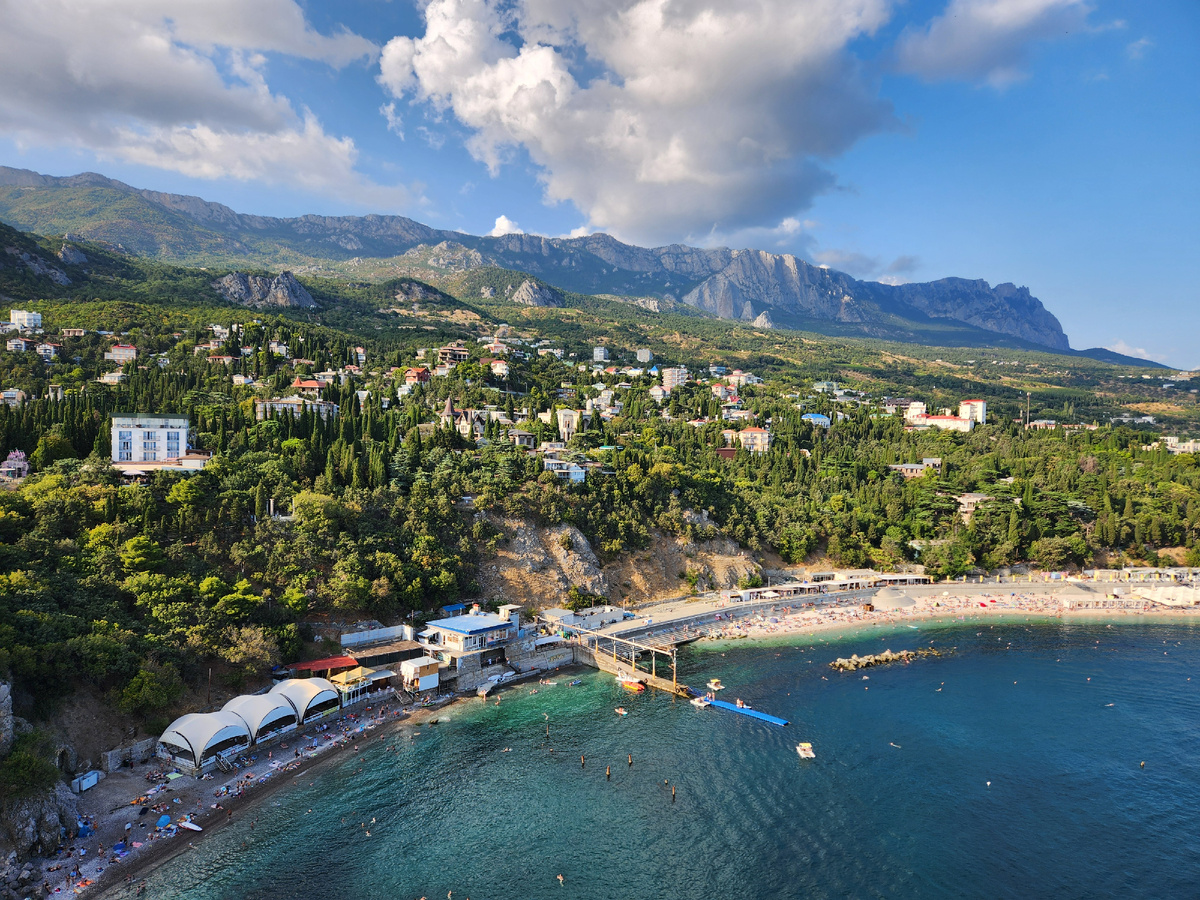 Крым Симеиз. Вид со скалы Дива