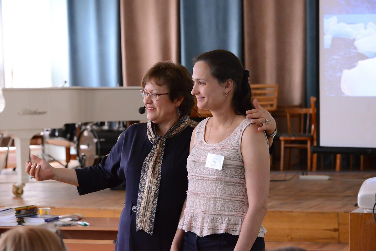 Вера Яшина с автором методики "Воспитание искусством" Татьяной Смирновой