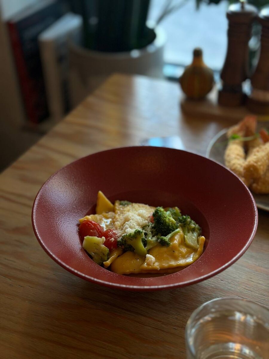 Равиолони с креветками и цукини