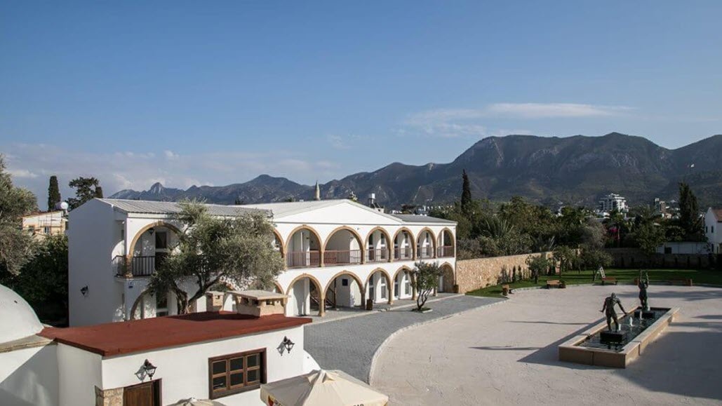 Северный Кипр. Кирения/Girne. Arkin University of Creative Arts and Design