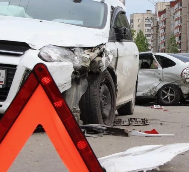 Эта фара на свалку