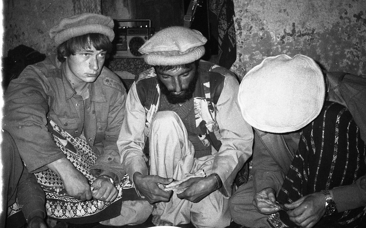 Сержант, Фатеев Сергей Владимирович в плену, в отрядах Ахмад Шах Масуда. Вернулся на Родину в 1992 году.