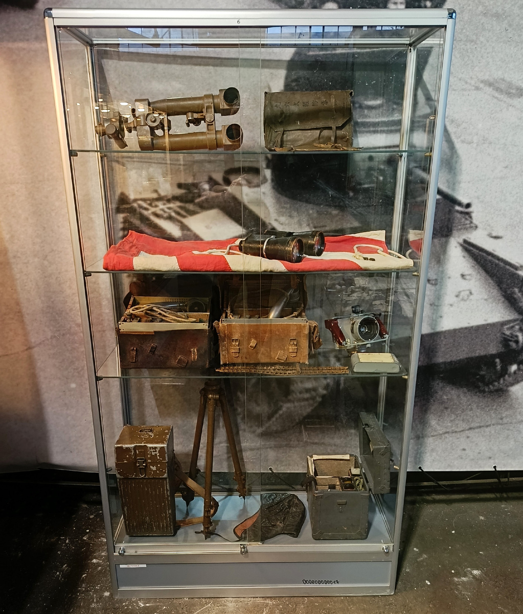 Общий вид "одиннадцатой" витрины.