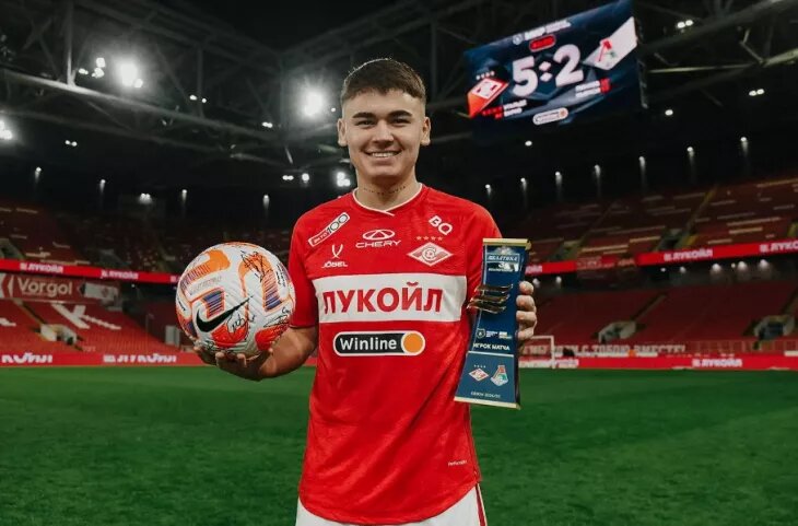 Манфред Угальде 