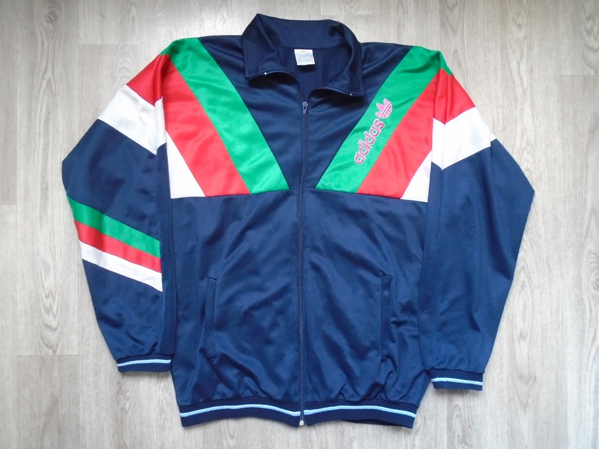 именно такая кофта у меня была в 1990-е