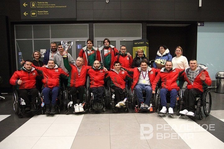 «Крылья барса» — мы чемпионы!. Фото: Михаил Захаров