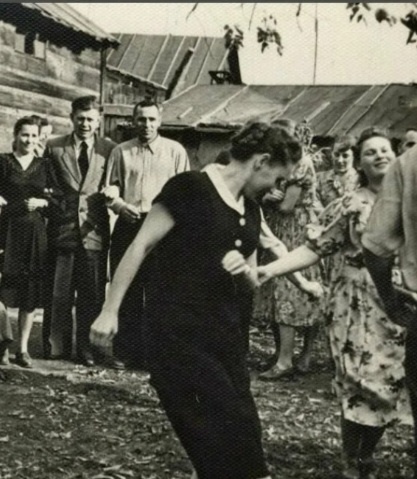 Примерно в то время