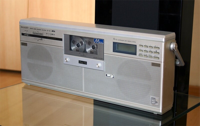 Дизайн, опережающий время. SHARP GF-8 из 1980 года