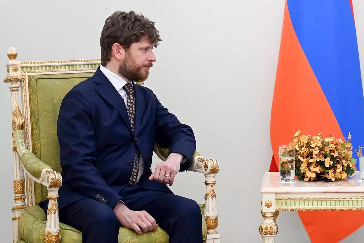 © Photo : official site of the President of RA