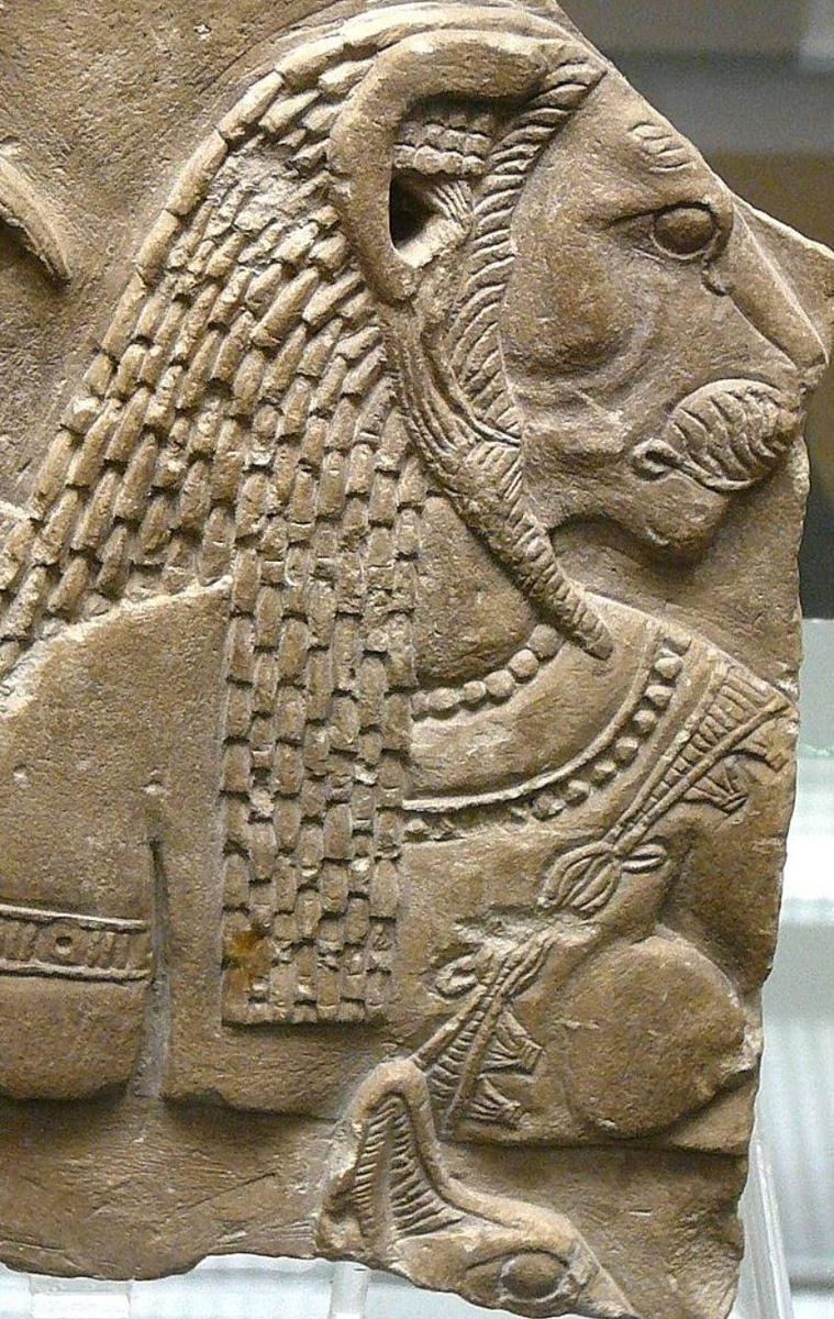 Богиня Сехмет, со львиной головой; датируется периодом Птолемеев (305-30 гг. до н.э.). Сейчас находится в Музее Кестнера, Ганновер