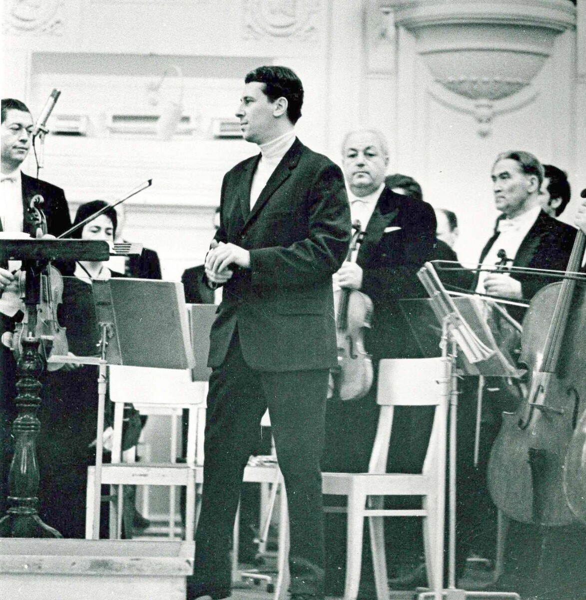 Концерт 4 апреля 1970 года. Премьера 1-й симфонии.
© Архив Санкт-Петербургской филармонии им. Д. Д. Шостаковича