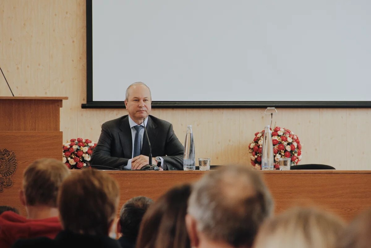    У жены задержанного главы минтранса Дона Кушнарёва нашли туалет в 65 кв м