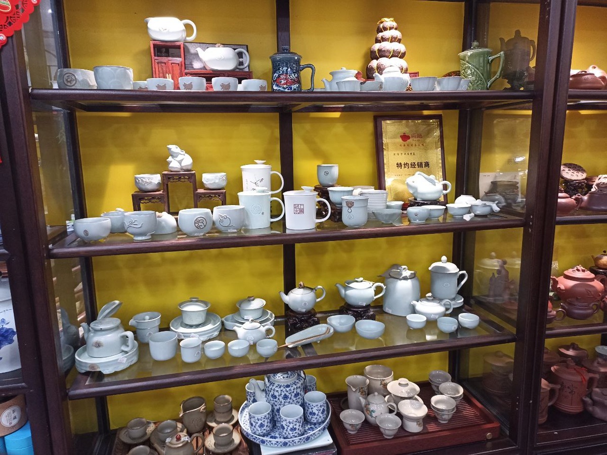 Хочется китайского сервиза - готовь денежки!))