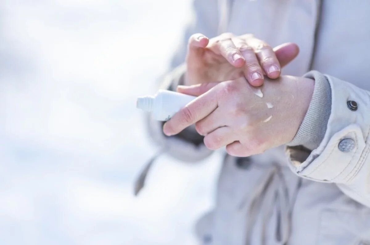    Дерматолог Выгонова объяснила, как защитить кожу от обветривания зимой