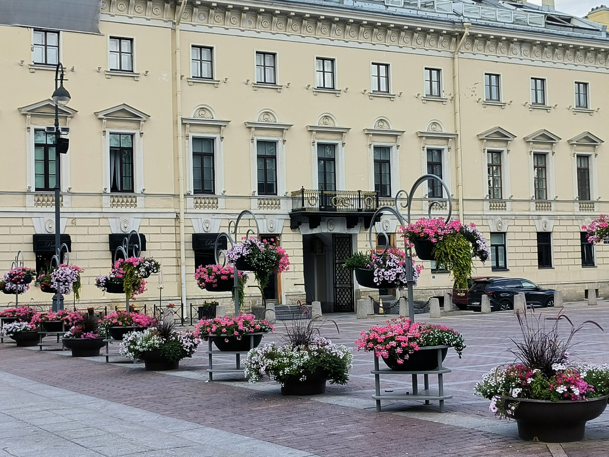 Итальянская улица, дом №3. Дом костела св. Екатерины. Фото автора.