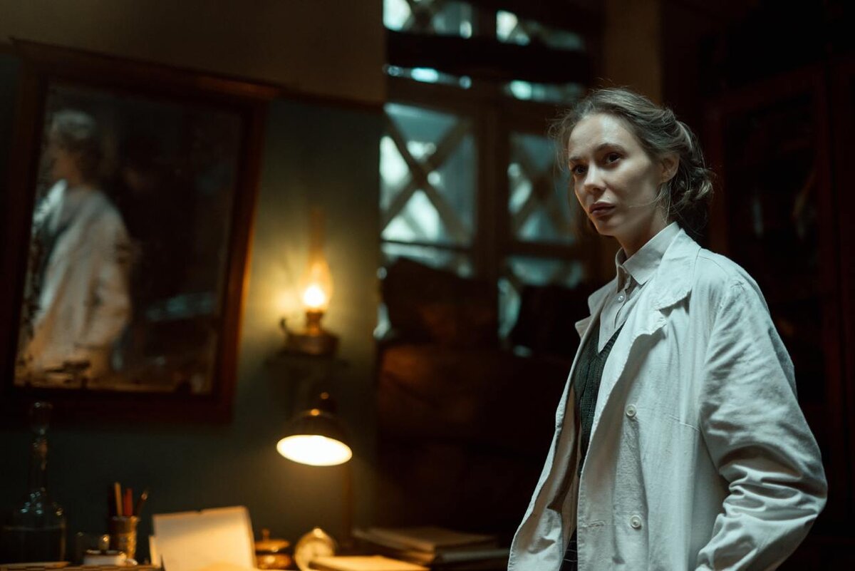 Фото со съёмок сериала «Доктор Вера» – Art Pictures Vision, «НМГ Студия» при поддержке ИРИ (листайте)