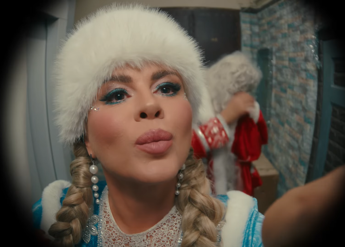 Анна Семенович. Фото: скриншот YouTube /@annasemenovichru