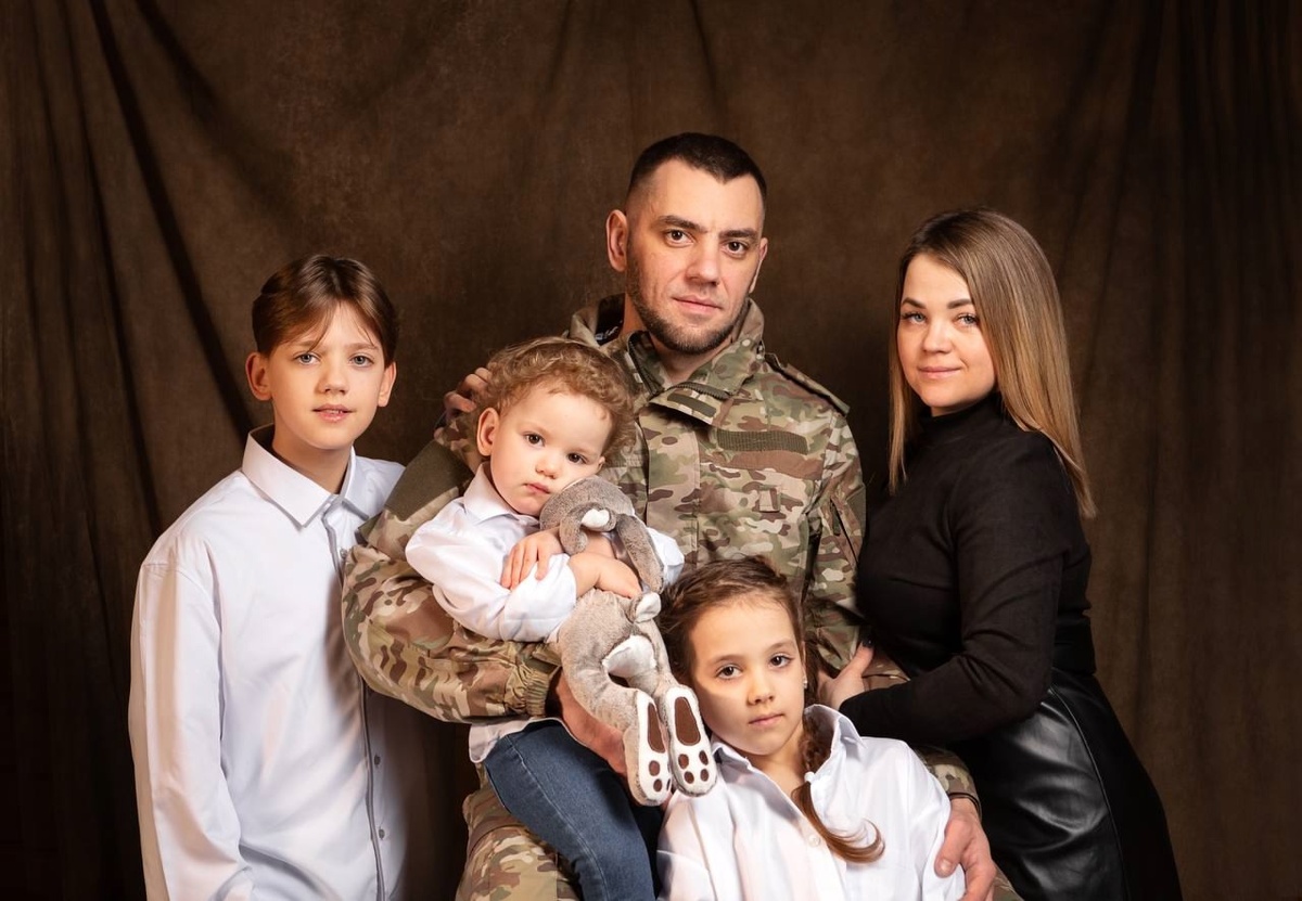    Многодетная мама из Югры рассказала о том, каково быть женой солдата