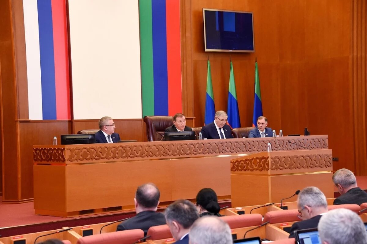    Парламент Дагестана принял в первом чтении бюджет на 2025 год