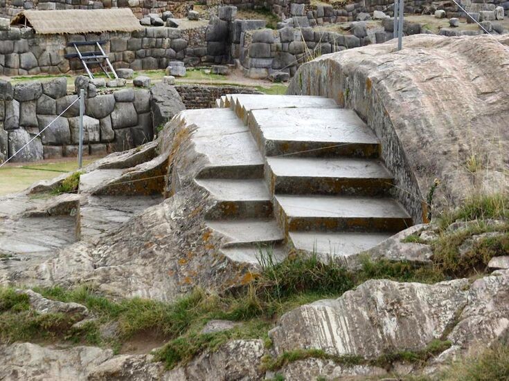 Саксайуаман. Взято из Яндекс-картинок.