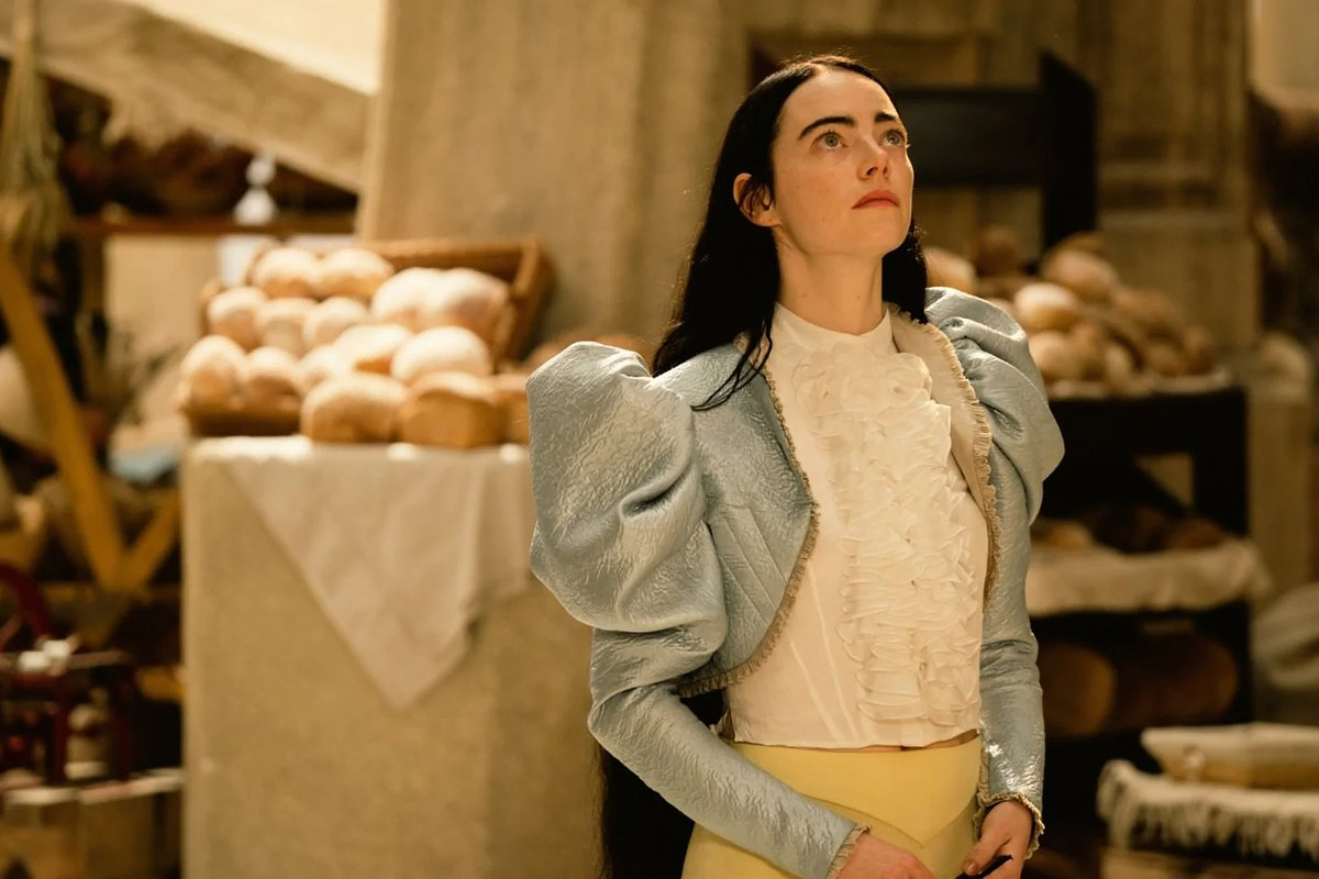 кадр из фильма "Бедные-несчастные" режиссёра Йоргоса Лантимоса, 2023 год