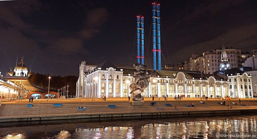 Дом культуры ГЭС-2. Болотная набережная 15 © Нина Нина