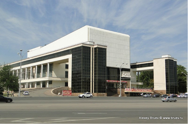                                  Ростовский академический театр драмы им. М. Горького