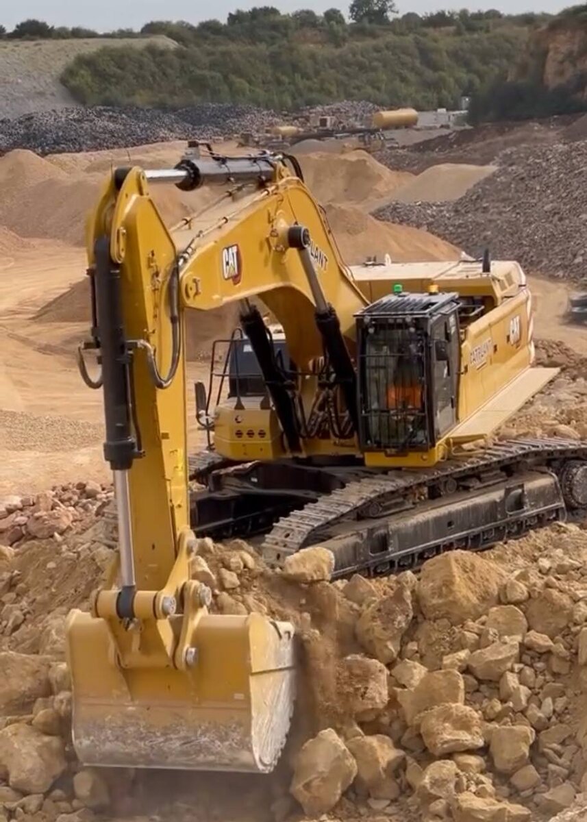 Экскаватор CATERPILLAR 395