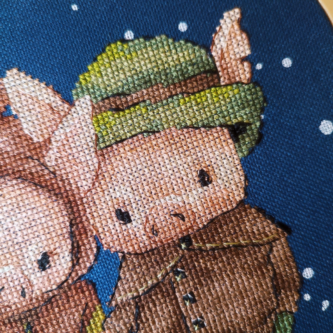 Самые внимательные уже могли заметить, чего не хватает у поросят.