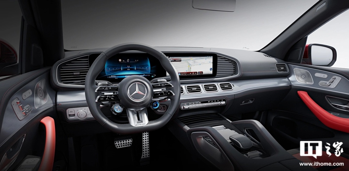 Фото Mercedes-AMG  📷
