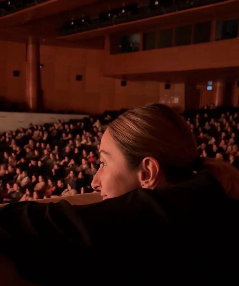 Это я и мой восторженный взгляд