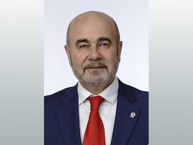 Служба по контракту: почетно, престижно