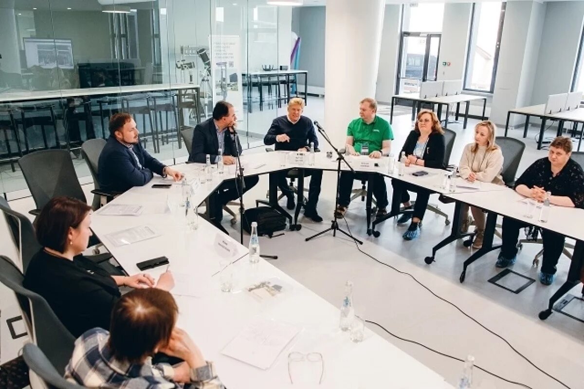    Свердловские учителя физики и информатики бесплатно повысят квалификацию