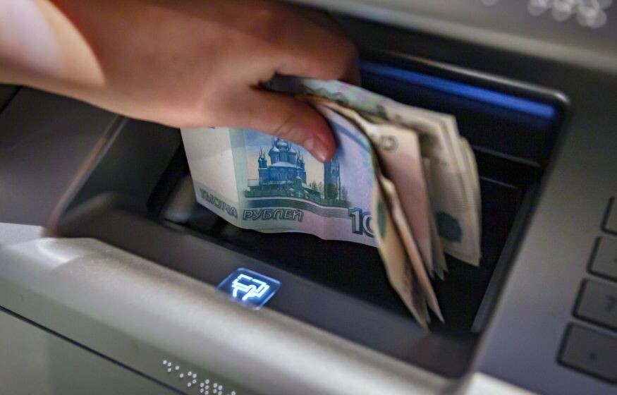    Российский банк предоставил услугу вклада с доходностью 30 процентов годовых