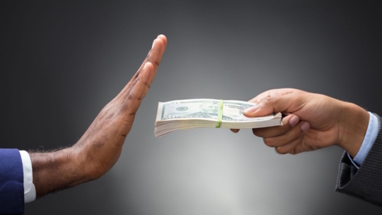    Россия и Иран полностью исключили доллар из взаиморасчетов Андрей Бурков