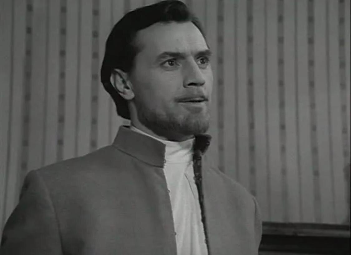 Виктор Коршунов на сцене