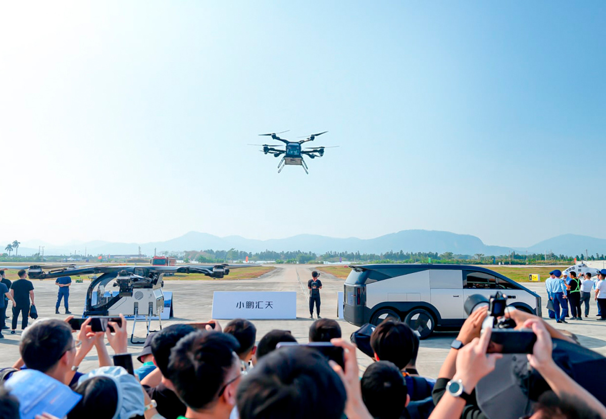 Land Aircraft Carrier. Фото: Xpeng
